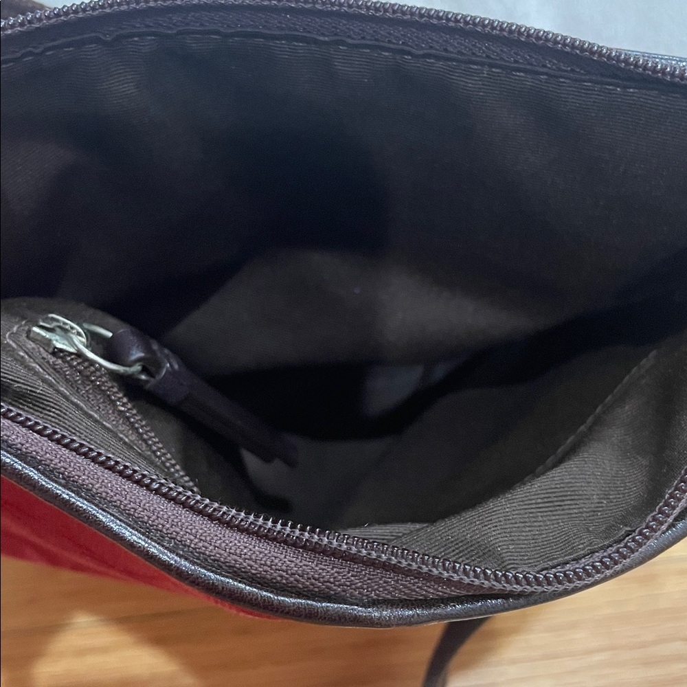 Coach Y2K Red Crossbody - Picture 6 of 11